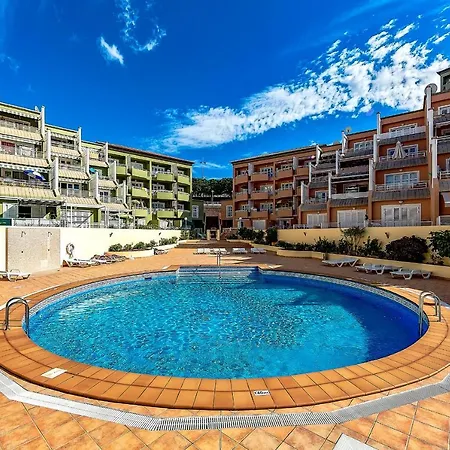 Beautiful 2 Bedroom Vista Del Mar Apartment