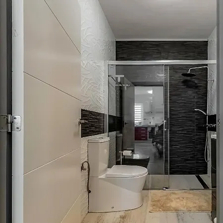 Beautiful 2 Bedroom Vista Del Mar 아파트